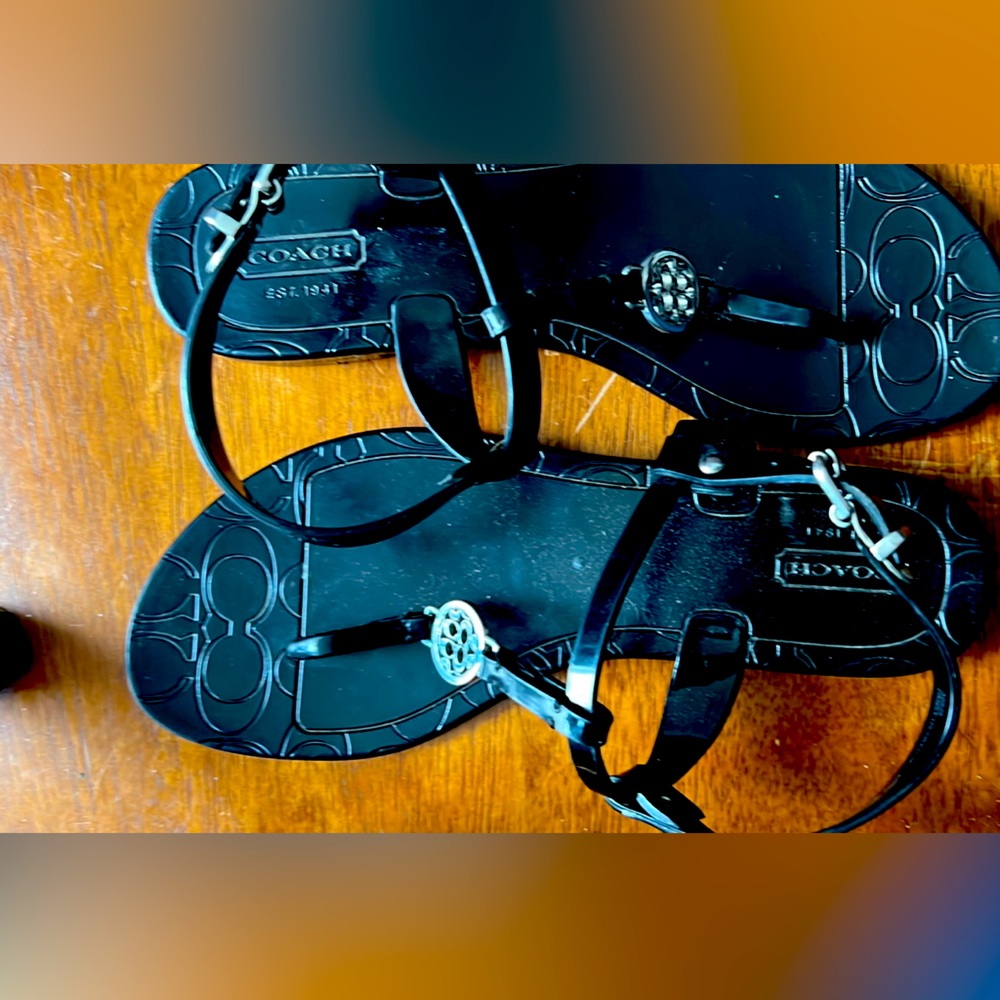 Coach jelly sandals size 6 just too narrow for my feet only worn twice